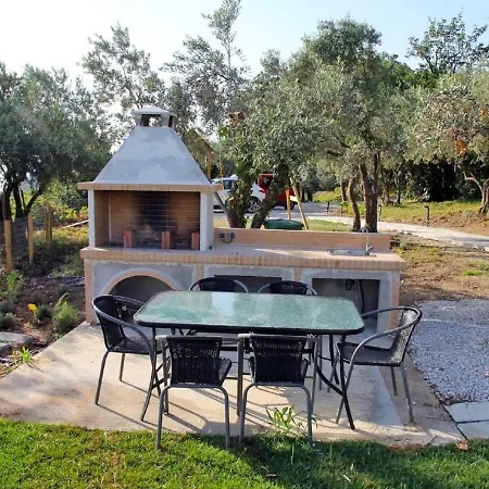 Apartament Elia *